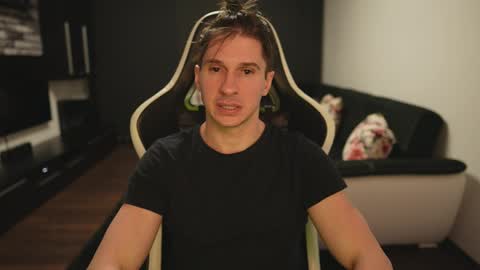 Dorian Reyes online show from March 2026 01:55:02 AM