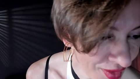 Dorothy Next stream on Monday at 3am-9am online show from April 2026 04:55:01 AM