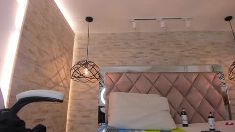  DOROTHY online show from January 2025 09:35:01 AM