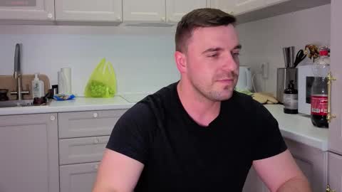 Sasha online show from October 2025 05:11:02 PM