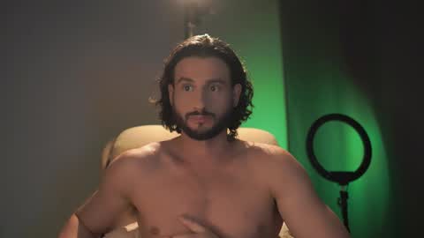 Snapshot of double_luckystrike chatting on October 2025 10:23:02 PM Keen online show from October 2025 10:23:02 PM