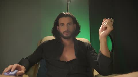 Snapshot of double_luckystrike chatting on November 2025 05:44:01 PM Keen online show from November 2025 05:44:01 PM