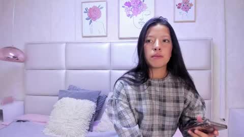 Vall  Lufan  online show from March 2026 12:38:02 PM