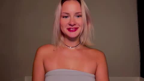Snapshot of doublecuties chatting on February 2025 04:46:02 PM Lana Eva dont forget to give us a thumb up online show from February 2025 04:46:02 PM
