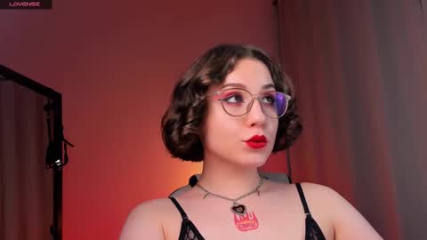 Snapshot of doublee_trouble chatting on February 2025 11:57:01 PM Eva ana Liza online show from February 2025 11:57:01 PM