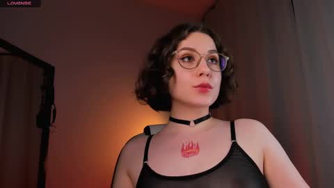 Snapshot of doublee_trouble chatting on March 2025 03:33:01 AM Eva ana Liza online show from March 2025 03:33:01 AM