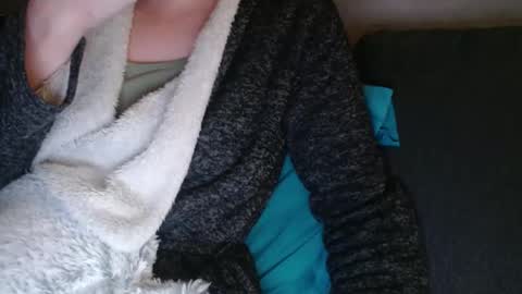 Douce Elsa online show from December 2024 09:46:01 PM