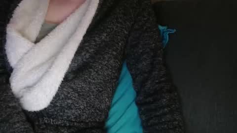 Douce Elsa online show from January 2025 06:12:02 PM