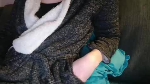 Douce Elsa online show from January 2025 06:35:02 PM