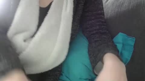 Douce Elsa online show from March 2025 11:50:01 AM