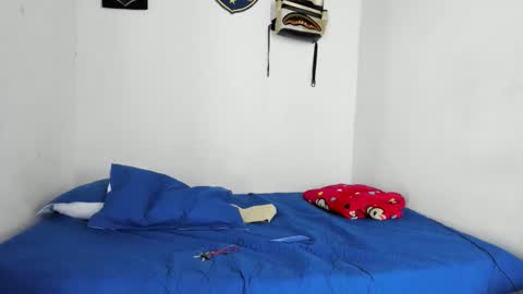 douglas_gallegos online show from December 2025 08:04:01 PM