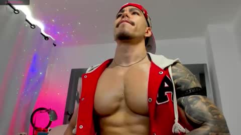 Douglas Safado online show from April 2026 01:30:01 PM