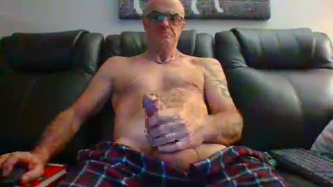 Snapshot of doum1122 chatting on February 2025 02:51:01 AM doum1122 online show from February 2025 02:51:01 AM