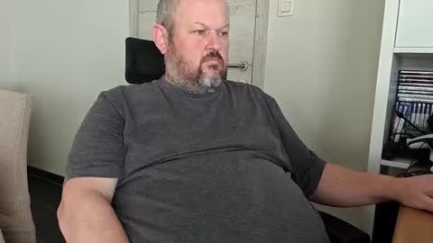 Snapshot of dpau76 chatting on November 2025 12:26:01 PM Danny online show from November 2025 12:26:01 PM