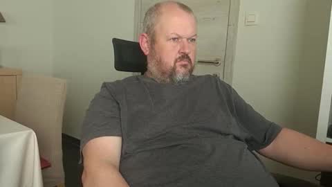 Snapshot of dpau76 chatting on November 2025 12:39:02 PM Danny online show from November 2025 12:39:02 PM