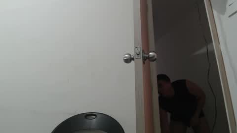 Snapshot of draco_boy2000 chatting on February 2026 09:11:01 PM draco_boy2000 online show from February 2026 09:11:01 PM