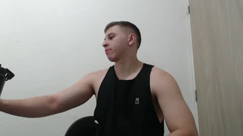 draco_boy2000 online show from April 2026 12:08:02 AM