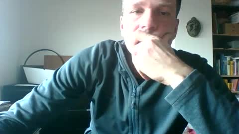 Snapshot of dragonflyy83 chatting on January 2025 03:29:01 PM dragonflyy83 online show from January 2025 03:29:01 PM