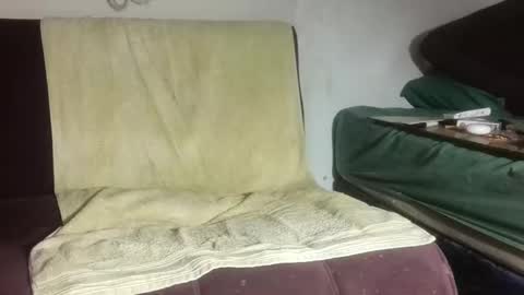 Snapshot of dragonred221 chatting on October 2025 03:09:01 AM dragonred221 online show from October 2025 03:09:01 AM