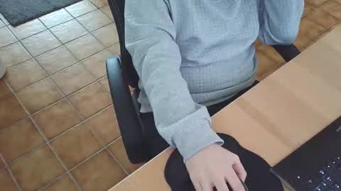 drake_0088 online show from February 2026 11:44:02 AM