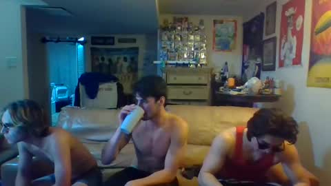 Snapshot of drake__wolf chatting on October 2025 01:58:02 AM drake__wolf online show from October 2025 01:58:02 AM