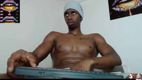 Snapshot of drake_brown_23 chatting on December 2024 04:22:02 AM Drake 23 online show from December 2024 04:22:02 AM
