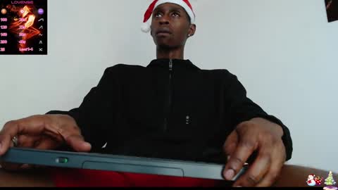 Snapshot of drake_brown_23 chatting on December 2024 02:25:02 AM Drake 23 online show from December 2024 02:25:02 AM