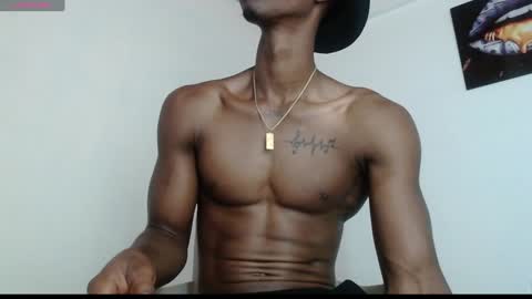 Snapshot of drake_brown_23 chatting on January 2025 01:30:01 PM Drake 23 online show from January 2025 01:30:01 PM
