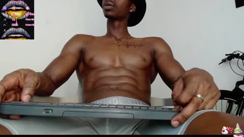 Snapshot of drake_brown_23 chatting on January 2025 03:04:02 AM Drake 23 online show from January 2025 03:04:02 AM