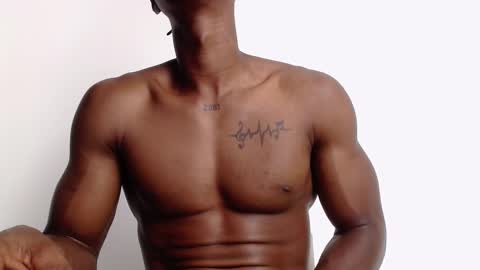 Snapshot of drake_brown_23 chatting on September 2025 12:49:01 AM Drake 23 online show from September 2025 12:49:01 AM