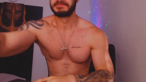 drake_cole11 online show from December 2024 01:02:02 PM