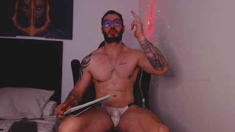 drake_cole11 online show from December 2024 06:28:02 PM