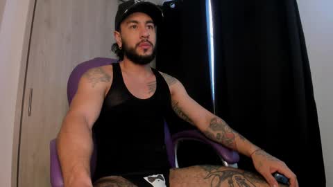 Snapshot of drake_jackson11 chatting on February 2025 12:28:01 PM drake jackson11 online show from February 2025 12:28:01 PM