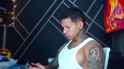 Snapshot of drake_jhonson08 chatting on March 2025 06:22:01 PM Drake online show from March 2025 06:22:01 PM