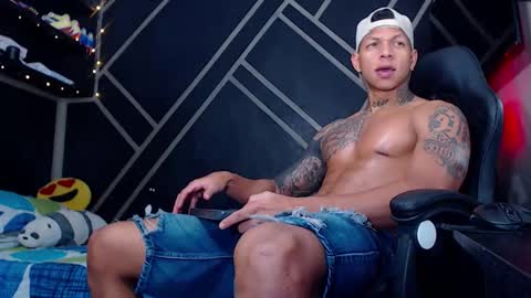 Drake online show from November 2025 05:28:02 AM