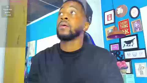 Snapshot of drake_nassir4 chatting on September 2025 09:18:01 PM ---Drake--- online show from September 2025 09:18:01 PM