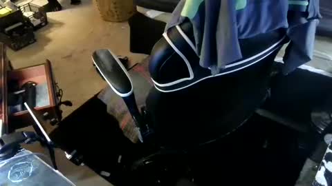 Snapshot of drake_r_darkrose chatting on October 2025 11:06:01 AM Drake D Vamp aka Drake DarkRose online show from October 2025 11:06:01 AM