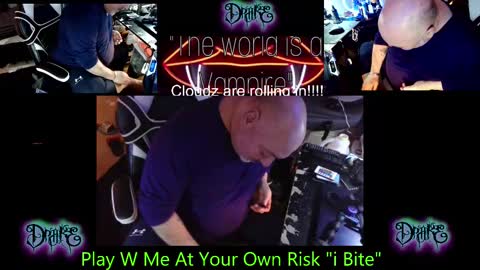 Snapshot of drake_r_darkrose chatting on October 2025 01:46:01 AM Drake D Vamp aka Drake DarkRose online show from October 2025 01:46:01 AM