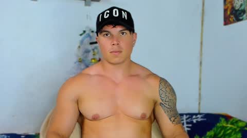 Snapshot of drake_xion1 chatting on December 2024 09:18:02 PM drake_xion1 online show from December 2024 09:18:02 PM