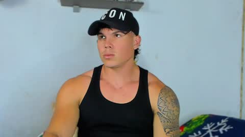 Snapshot of drake_xion1 chatting on January 2025 12:54:02 AM drake_xion1 online show from January 2025 12:54:02 AM