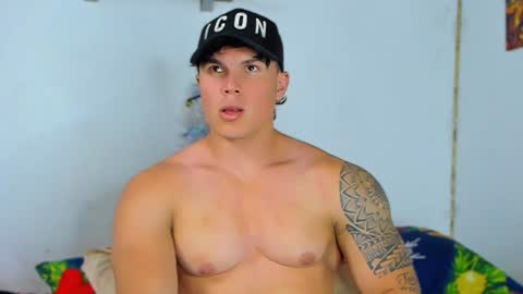 Snapshot of drake_xion1 chatting on January 2025 02:25:01 AM drake_xion1 online show from January 2025 02:25:01 AM