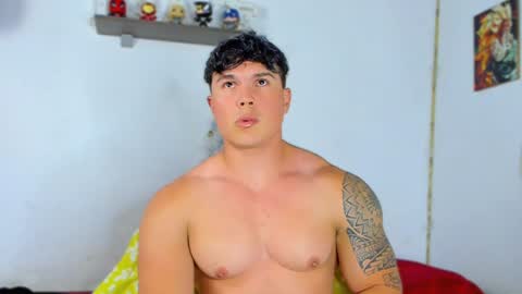 Snapshot of drake_xion1 chatting on January 2025 10:23:01 PM drake_xion1 online show from January 2025 10:23:01 PM