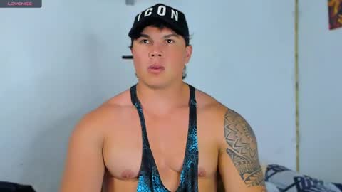 Snapshot of drake_xion1 chatting on February 2025 12:32:01 AM drake_xion1 online show from February 2025 12:32:01 AM