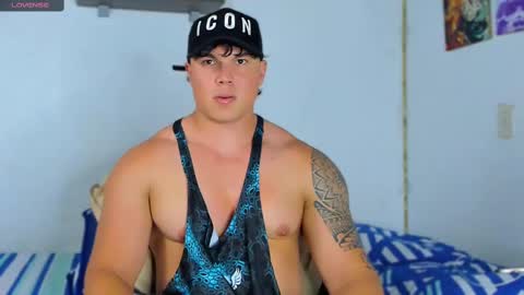 Snapshot of drake_xion1 chatting on March 2025 08:27:01 PM drake_xion1 online show from March 2025 08:27:01 PM