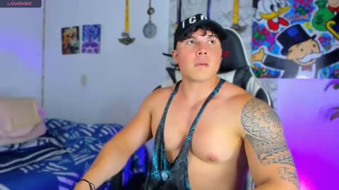 Snapshot of drake_xion1 chatting on March 2025 11:42:02 PM drake_xion1 online show from March 2025 11:42:02 PM