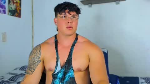 Snapshot of drake_xion1 chatting on March 2025 01:37:01 AM drake_xion1 online show from March 2025 01:37:01 AM