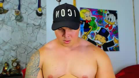 Snapshot of drake_xion1 chatting on September 2025 08:31:01 PM drake_xion1 online show from September 2025 08:31:01 PM