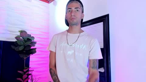 Drake Neuman online show from November 2025 04:01:02 AM