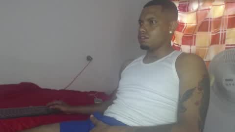 Snapshot of drako_monstercock chatting on January 2025 08:52:02 PM drako_monstercock online show from January 2025 08:52:02 PM