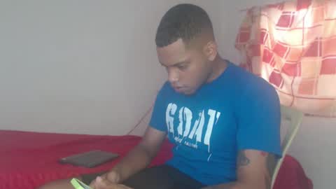 Snapshot of drako_monstercock chatting on January 2025 08:52:02 PM drako_monstercock online show from January 2025 08:52:02 PM